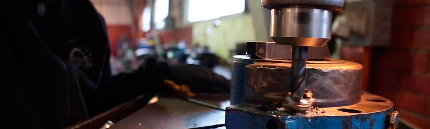 Seguimiento de órdenes de trabajo, cotizaciones, costeo, inventario y facturación